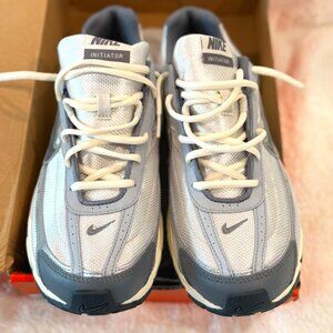 NIKE Initiator Mens Shoes